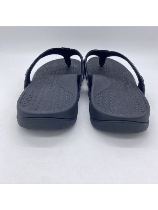 Sandals_&_Flip_Flops